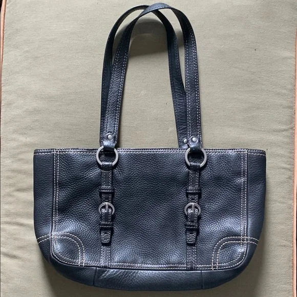 Coach Black Leather Shoulder Bag with Silver Hardware - Picture 4 of 12